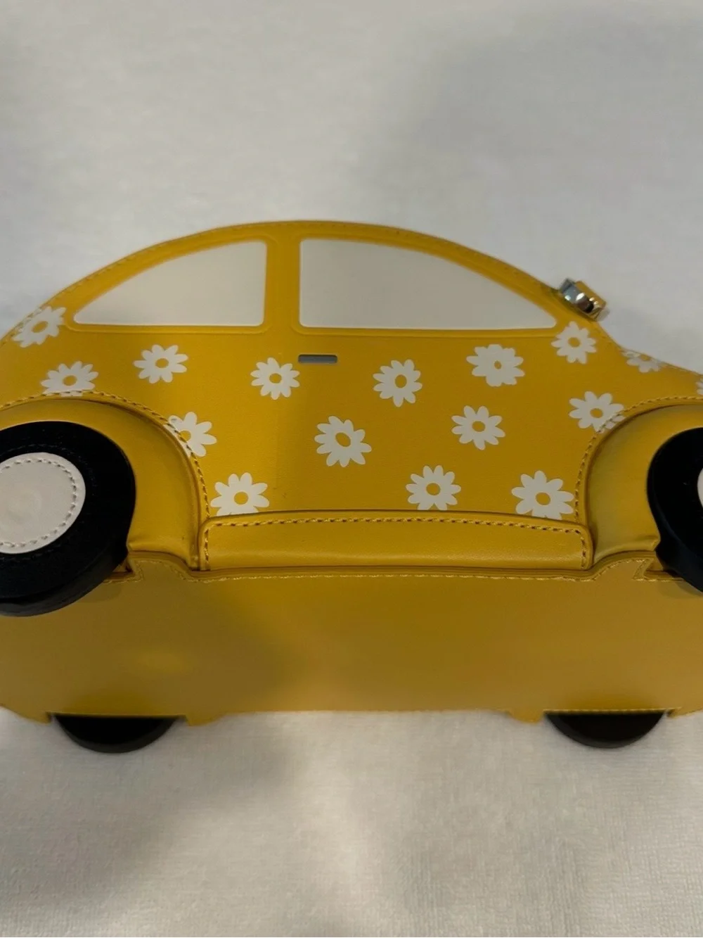 Kate Spade Beep Beep Car Crossbody Bag Novelty Yellow Daisy NWOT
